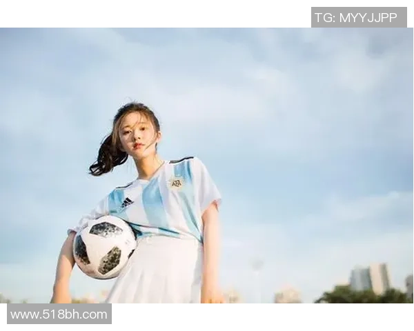 足球明星女神的穿衣搭配秘籍时尚与运动的完美结合